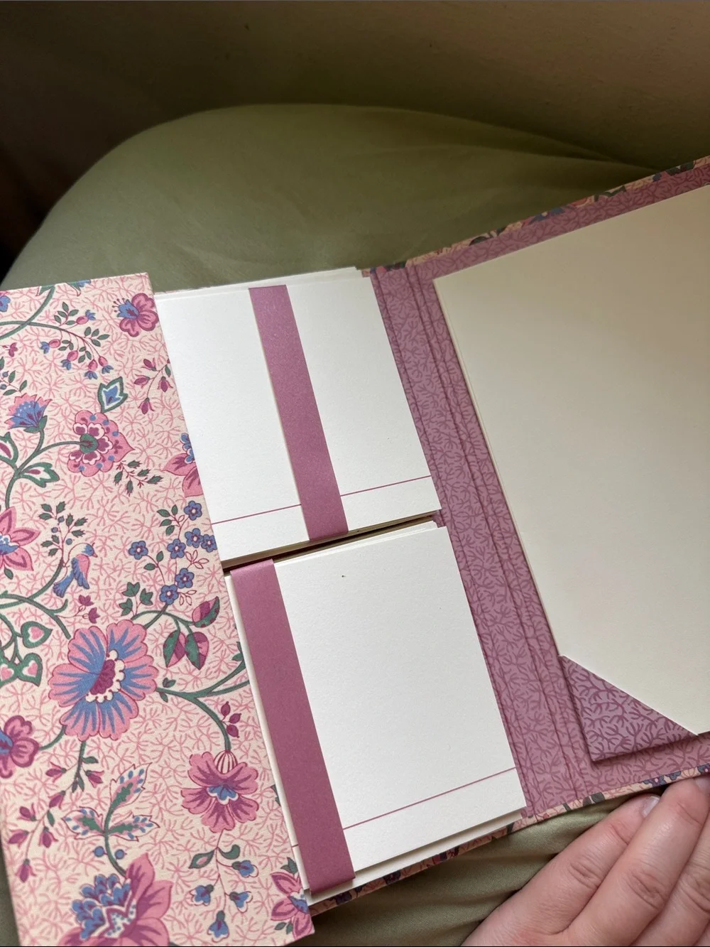 Vintage Floral Hardcover planner & stationary Set in Pink & Lavender
